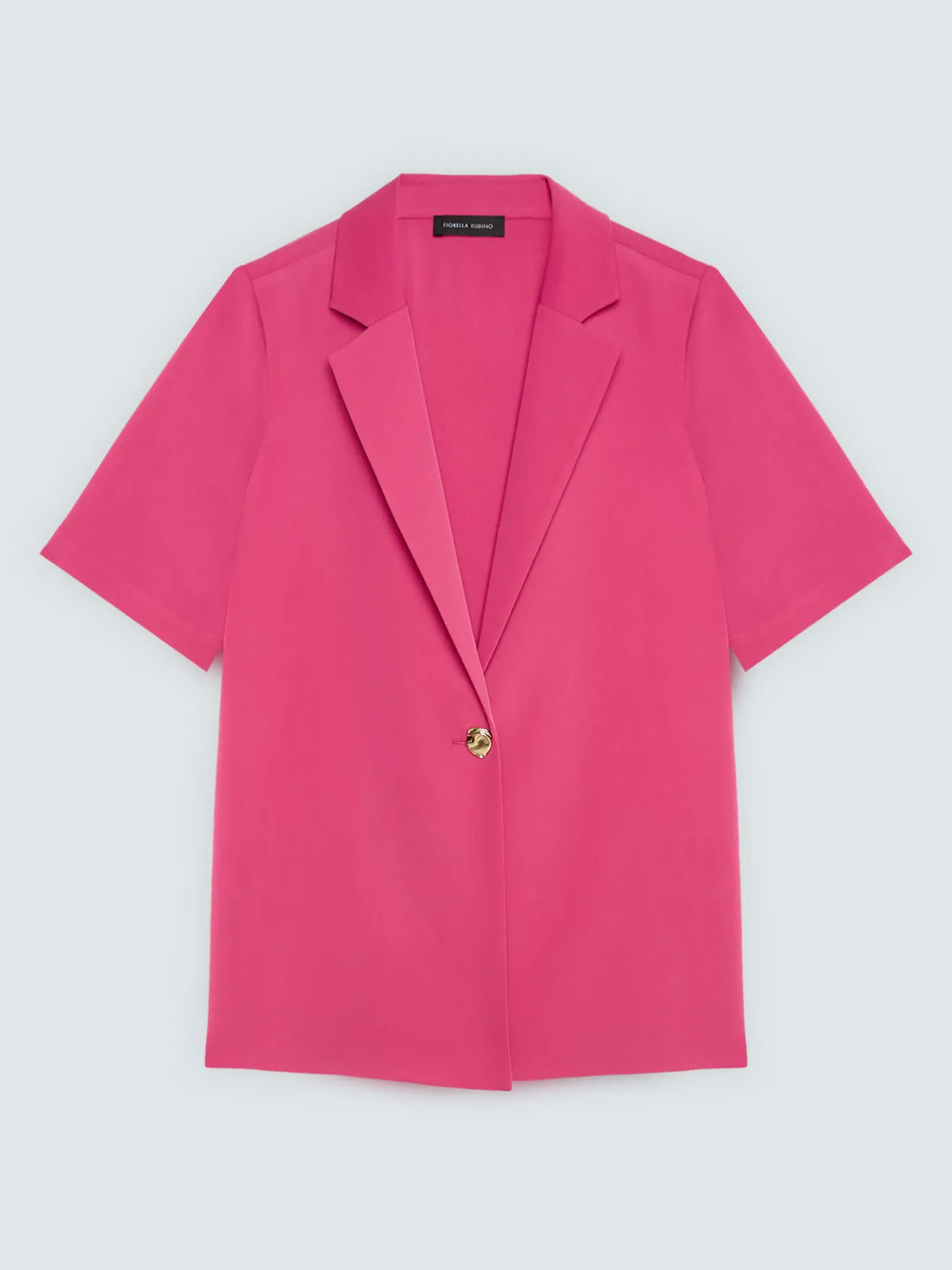 Blazer fluido con bottone gioiello