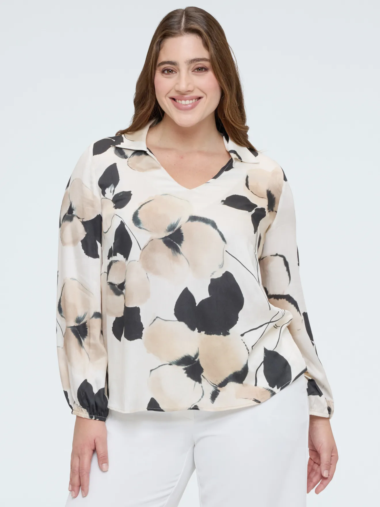 Blusa in raso con stampa floreale