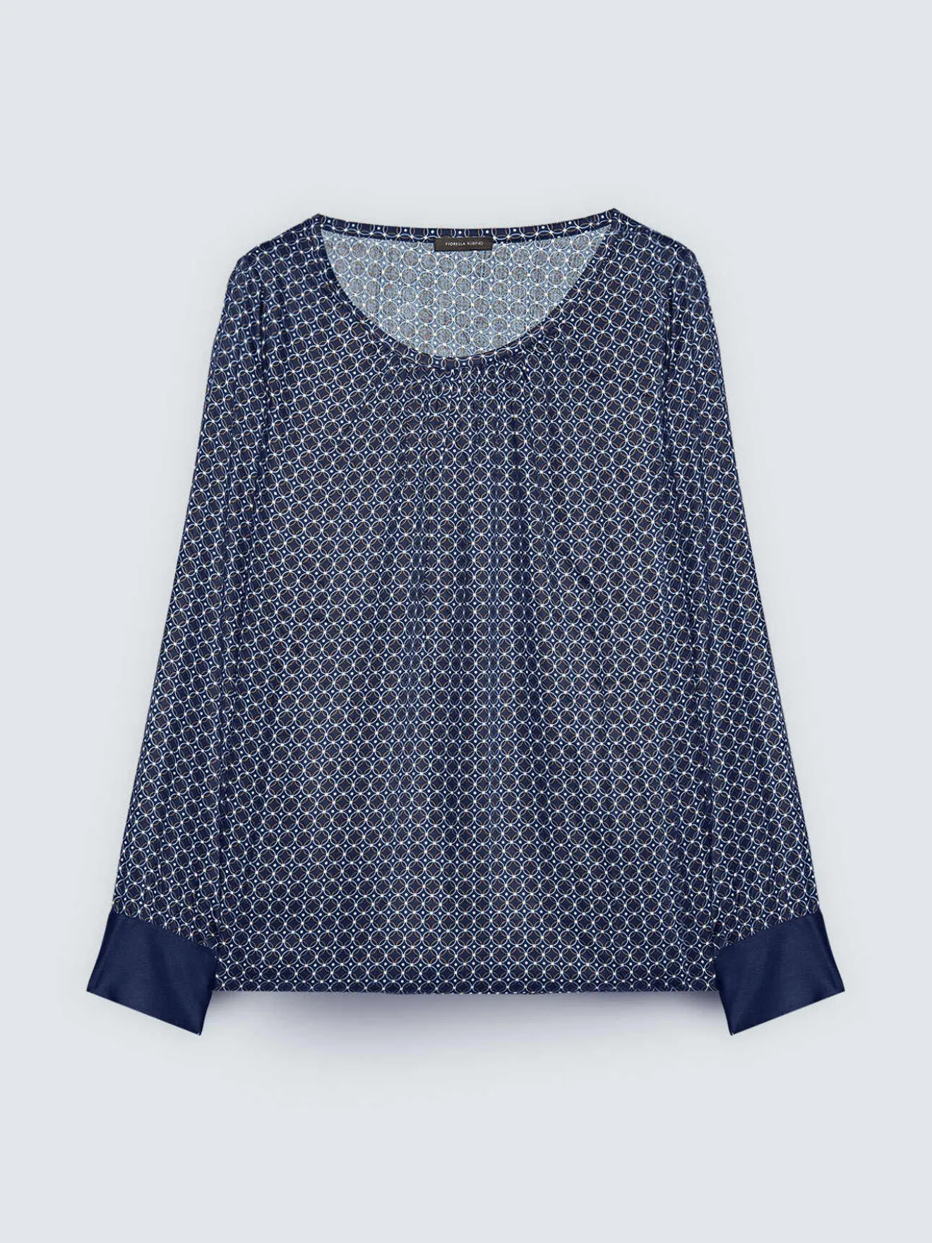Blusa in raso con stampa geometrica