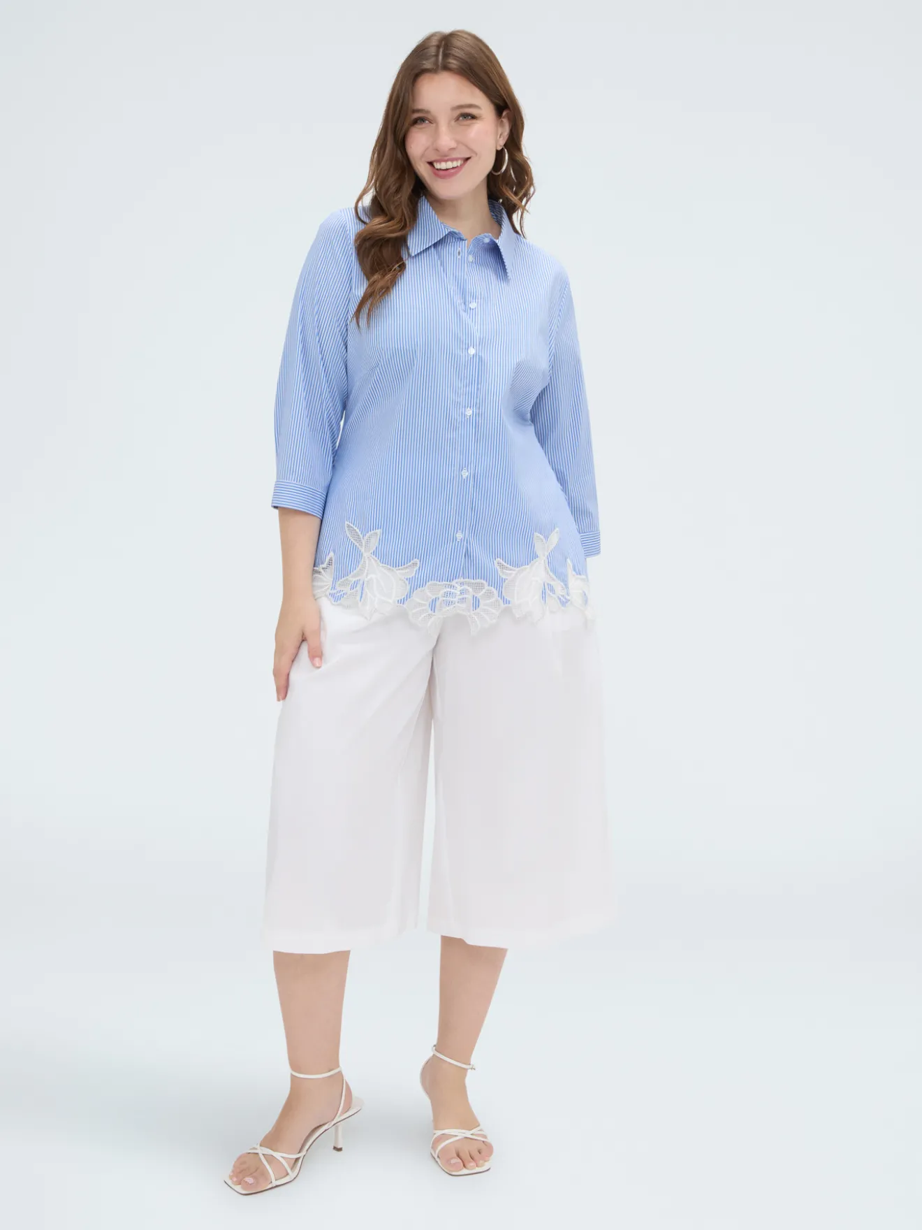 Camicia a righe in cotone con dettaglio macramè