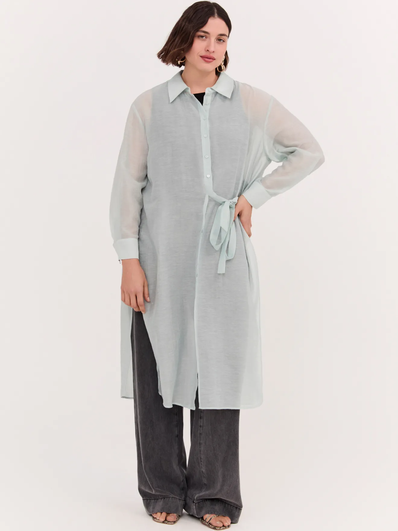 Camicia lunga con laccetti