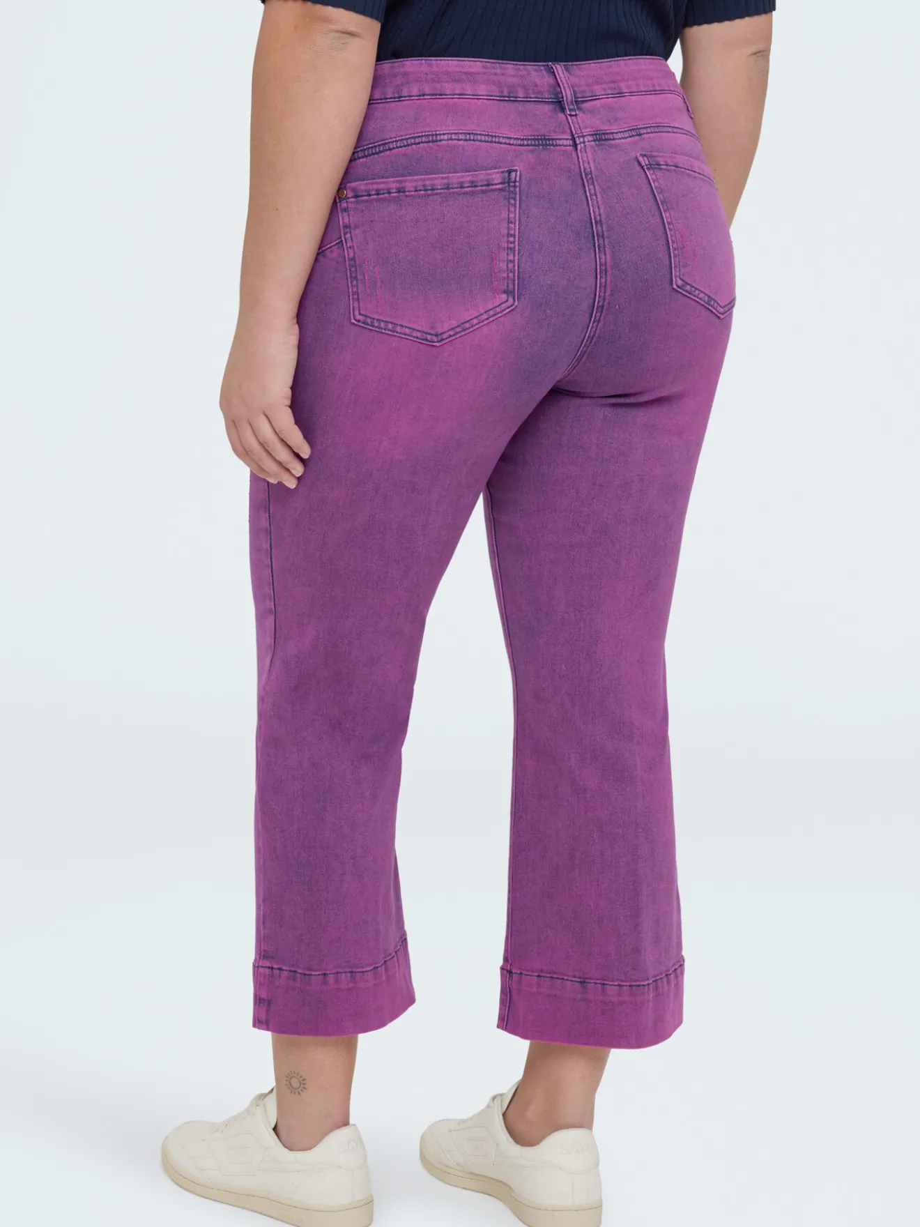 Jeans Kick Flare lavaggio viola délavé