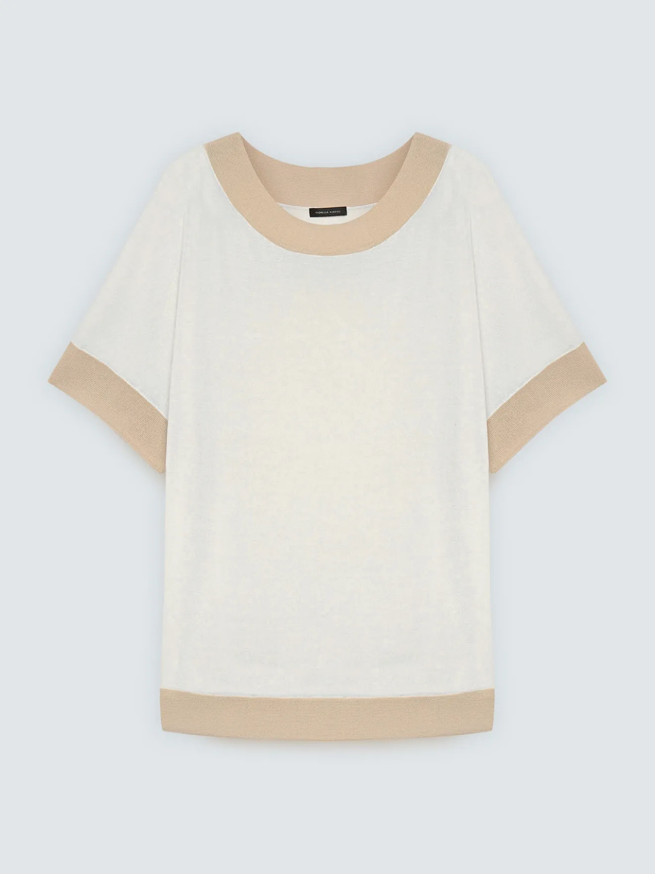 T-shirt in maglia con bordi a contrasto
